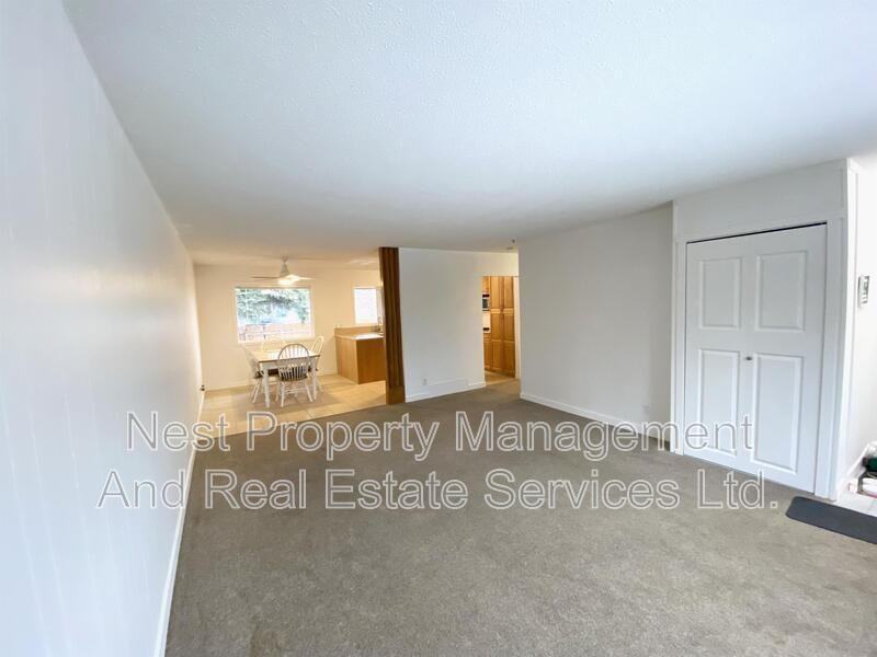 236 Nicholson St S #A - Photo 7 of 16