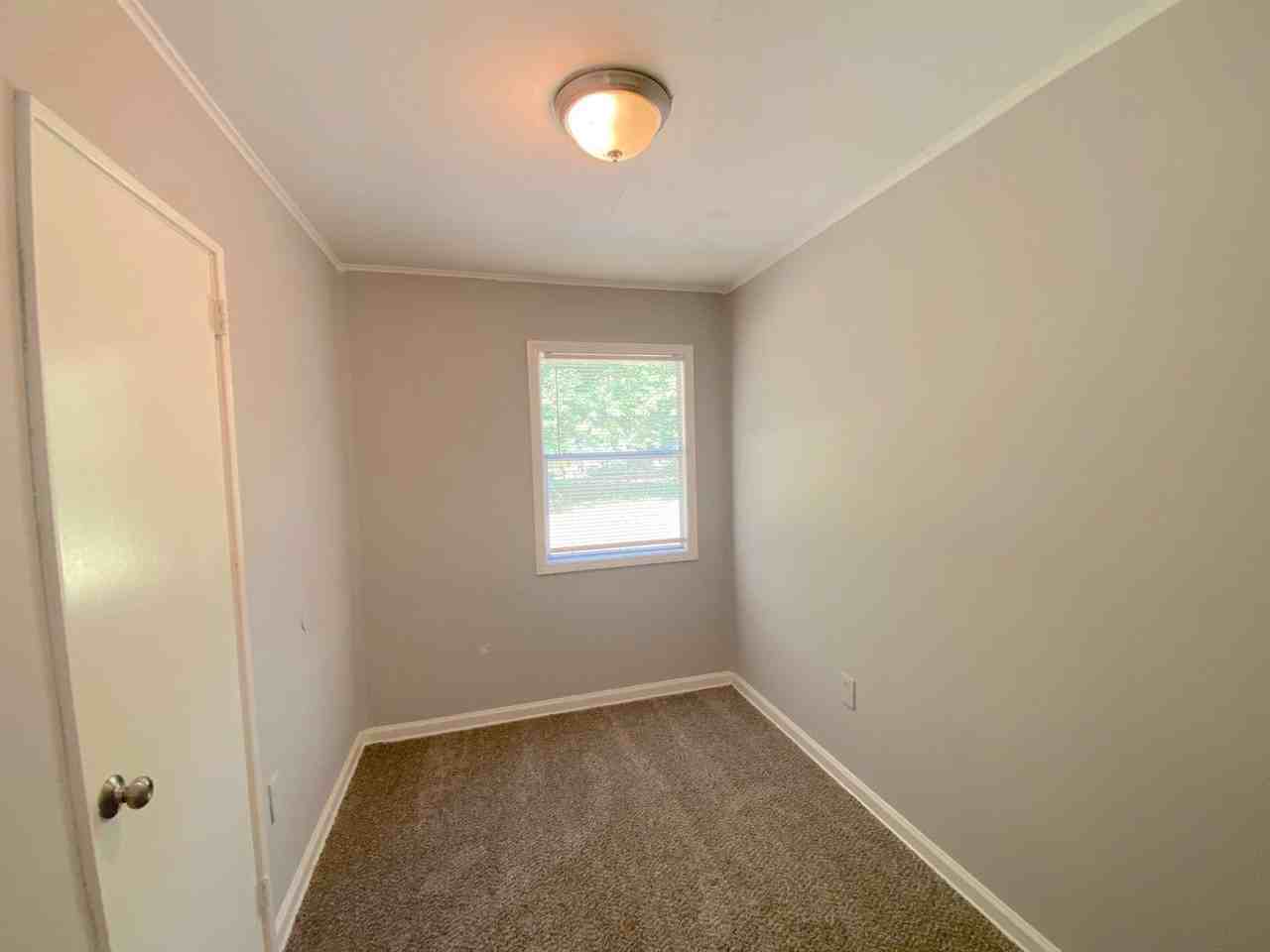 7785 Captain Rd - Photo 6 of 14