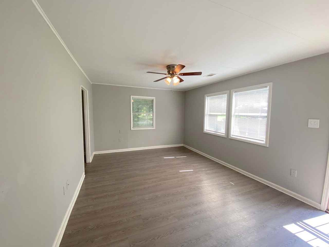 7785 Captain Rd - Photo 7 of 14
