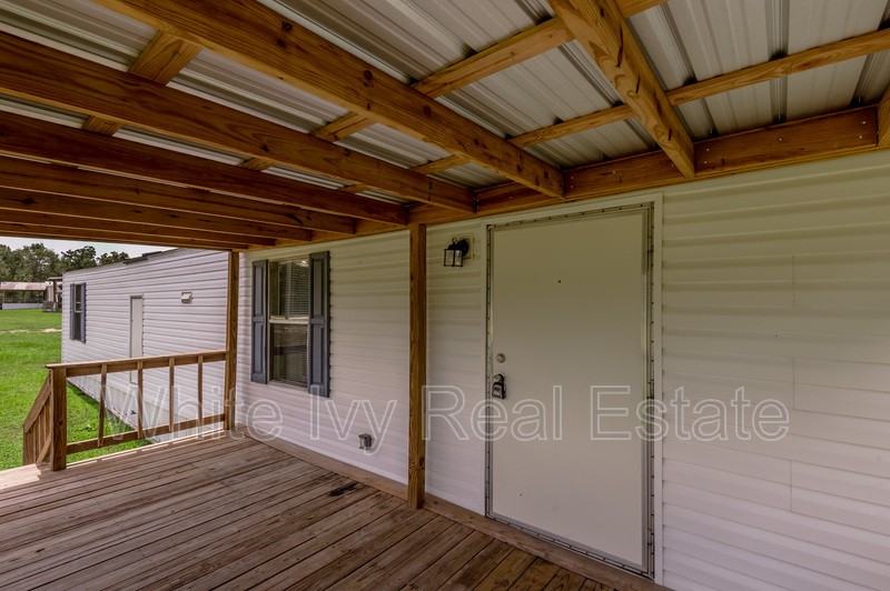 37 Riverside Ln #C - Photo 4 of 15