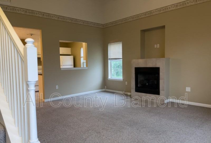 5204 Joshua Ln - Photo 3 of 18