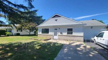 featured image of 3414 Forest Grove Dr