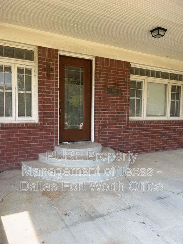 501 E Monroe St - Photo 6 of 26