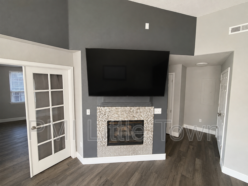 4464 Copeland Loop #204 - Photo 4 of 27