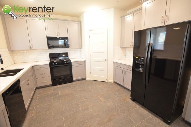 3055 Island Creek Way - Photo 6 of 34
