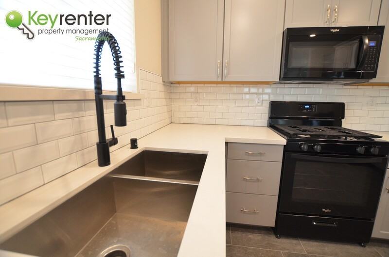 3055 Island Creek Way - Photo 7 of 34