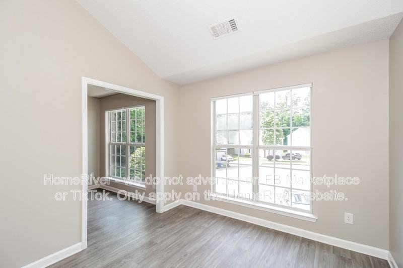 5037 Kens Ct - Photo 4 of 18