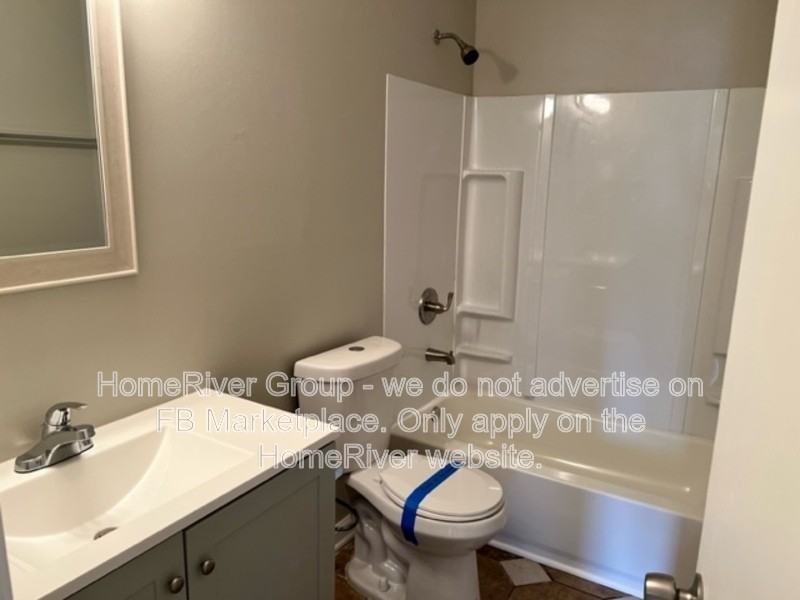 7052 Foxhall Dr - Photo 6 of 11