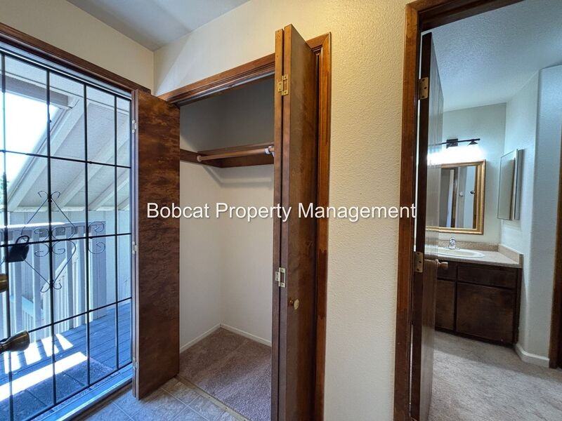 1516 South Ct #E - Photo 2 of 28
