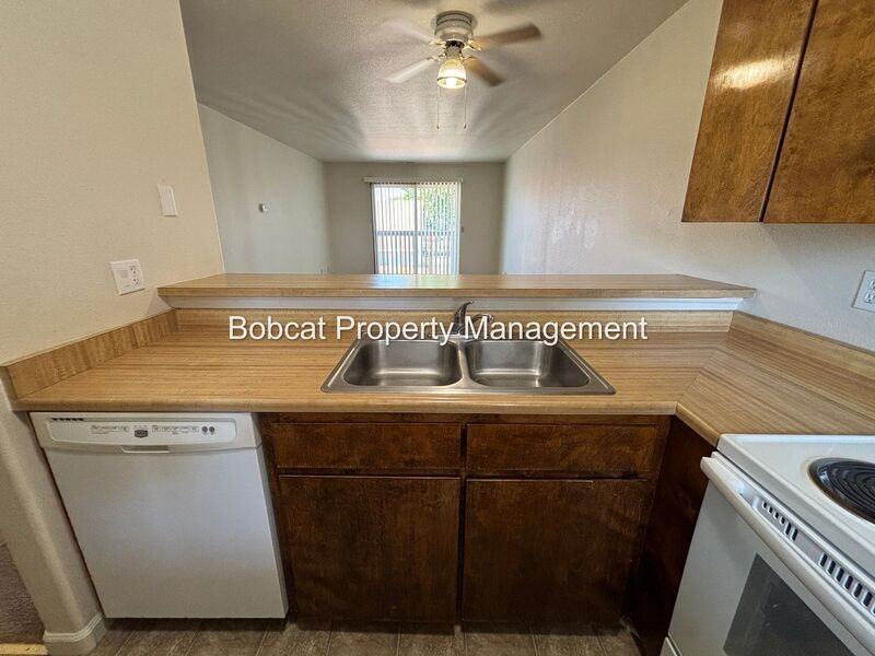 1516 South Ct #E - Photo 7 of 28