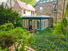 featured image of 7127 Lincoln Dr