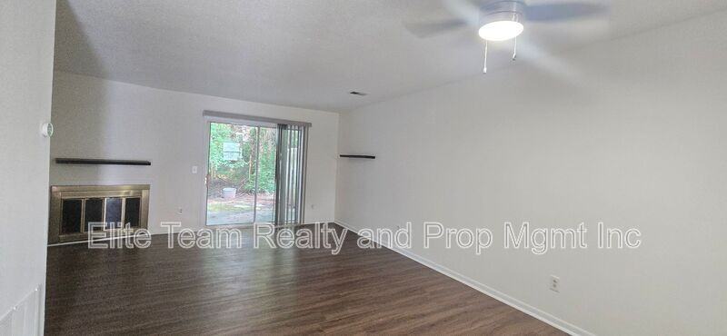 3109 Heathstead Pl - Photo 5 of 15
