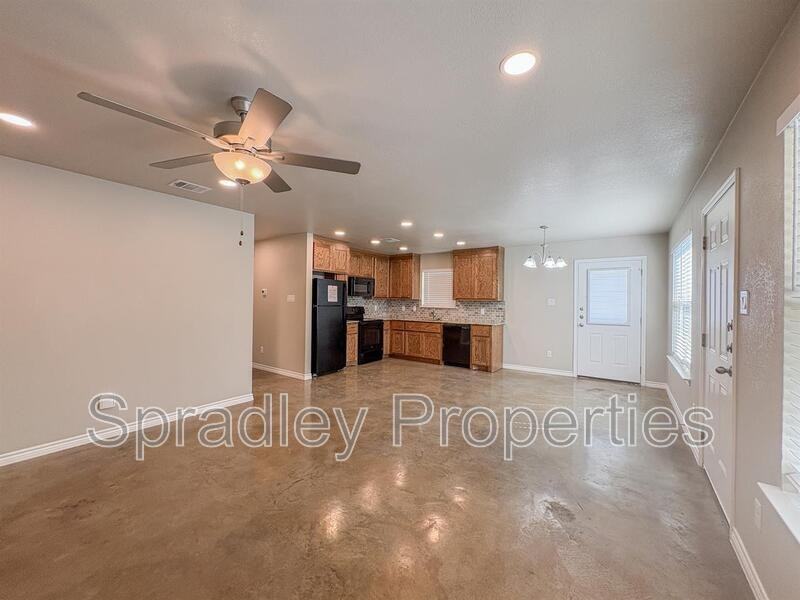 502 N 3rd St Unit B - Photo 2 of 16