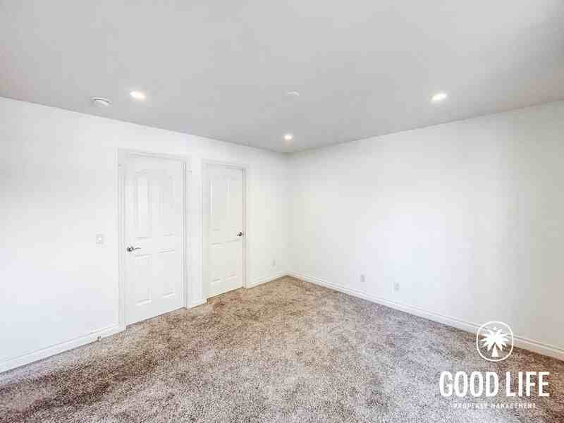4313 Cleveland Ave - Photo 3 of 35