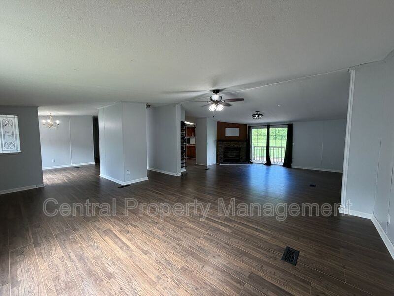 167 Enon Church Rd - Photo 6 of 26