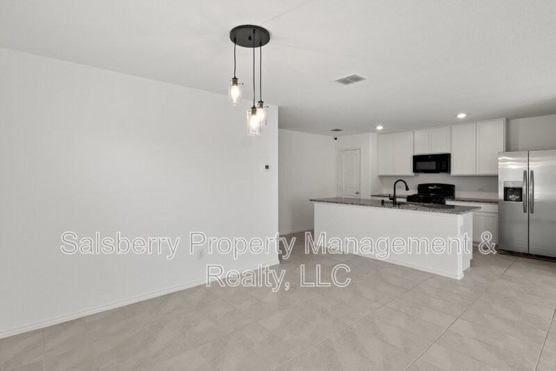 11807 Marcellus Way - Photo 7 of 28