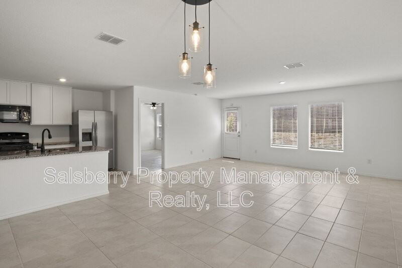11807 Marcellus Way - Photo 6 of 28