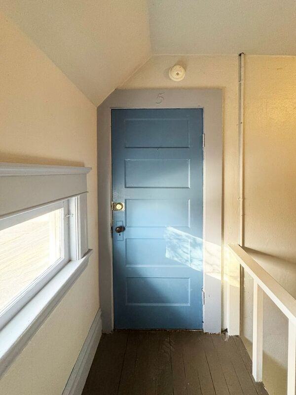 527 Monroe St #5 - Photo 2 of 11