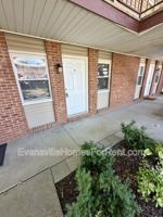 featured image of 430 S Bosse Ave