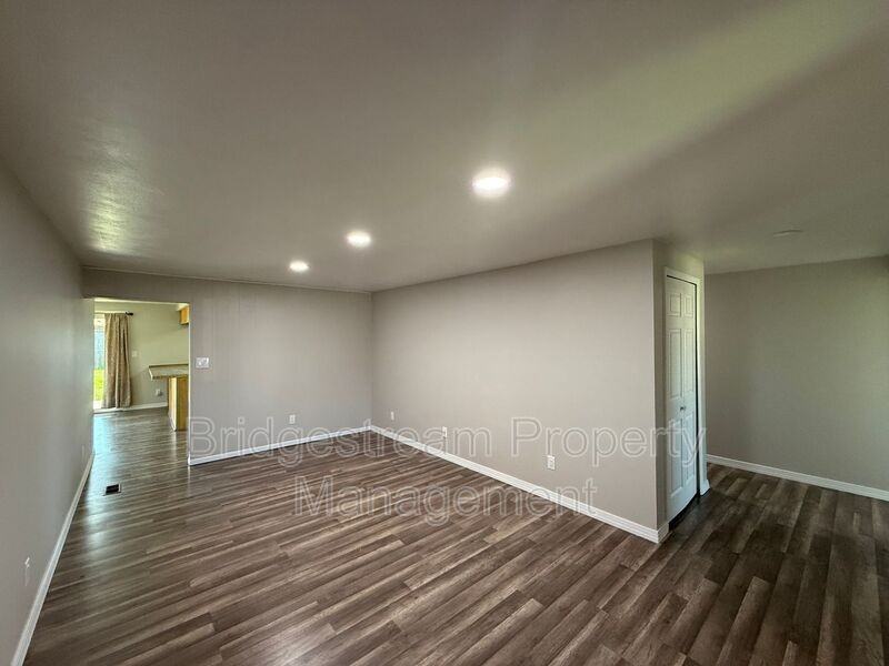 7218 Old Troy Pike - Photo 2 of 12