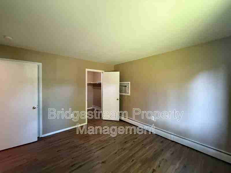 401 Elder Dr #2 - Photo 6 of 9