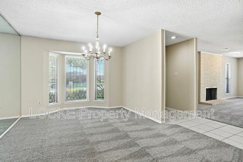 4917 Ledgestone Dr - Photo 5 of 17