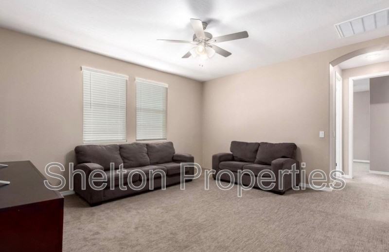 15062 W Portland St - Photo 7 of 29