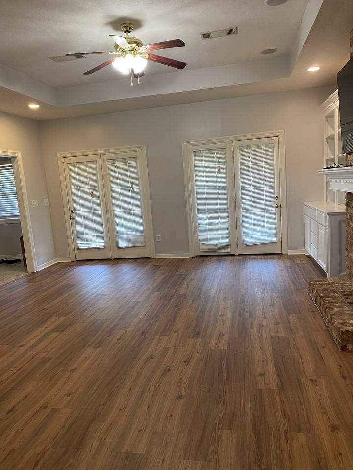 145 Linda Dr - Photo 4 of 9