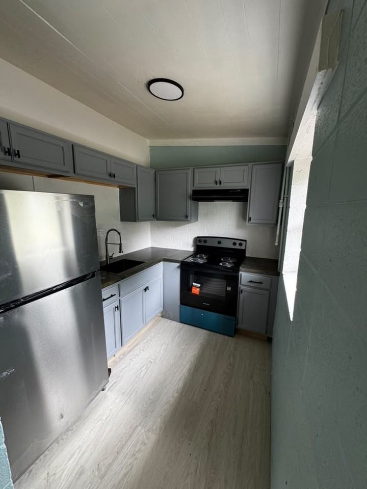 115 Norris Ct #113 - Photo 3 of 7