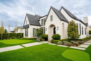 featured image of 4643 Midlawn Drive