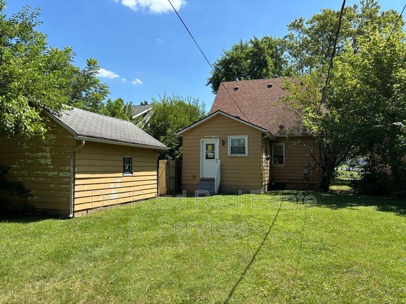424 Shafor St - Photo 4 of 28
