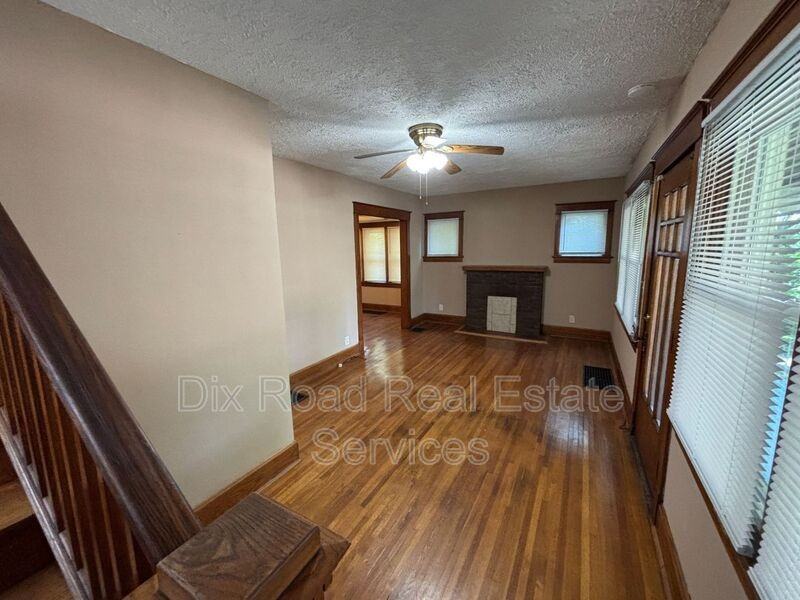 424 Shafor St - Photo 7 of 28