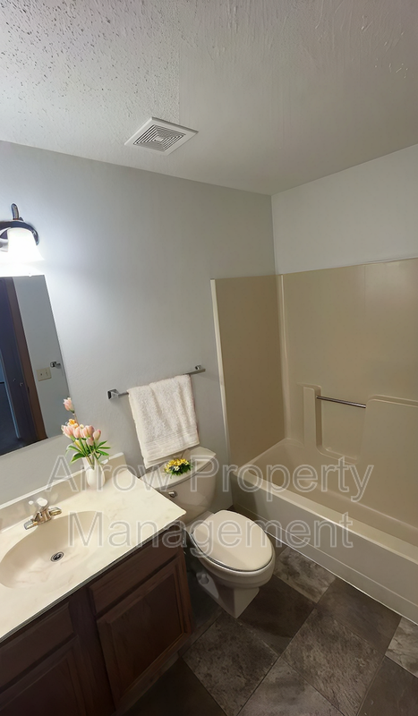 205 E Arbor Ave - Photo 5 of 5