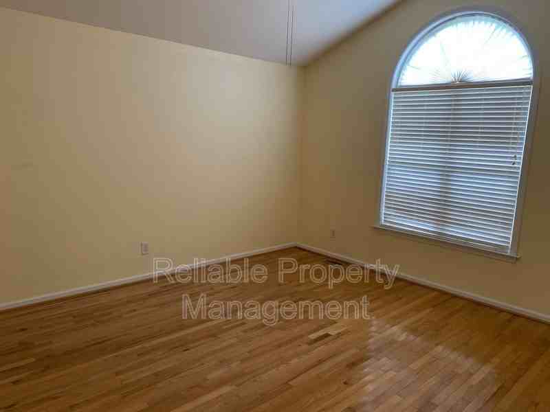 31 Barley Ct - Photo 5 of 14