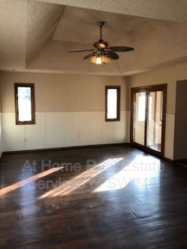6333 W Dogwood Ct - Photo 2 of 18