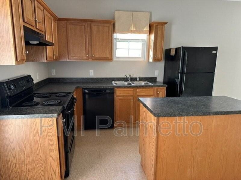 124 Fairview Park Dr - Photo 6 of 16