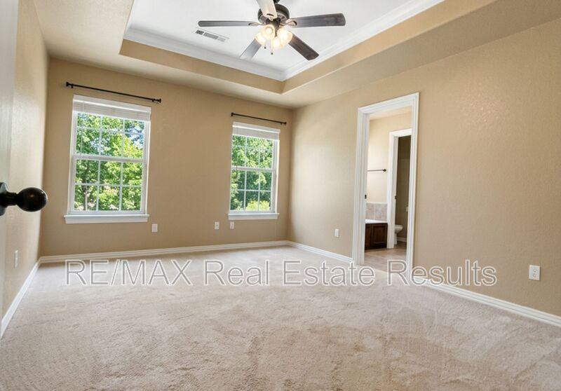 2904 Sw Wentworth Ave - Photo 7 of 13