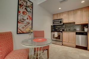 featured image of 125 Airport Ave E