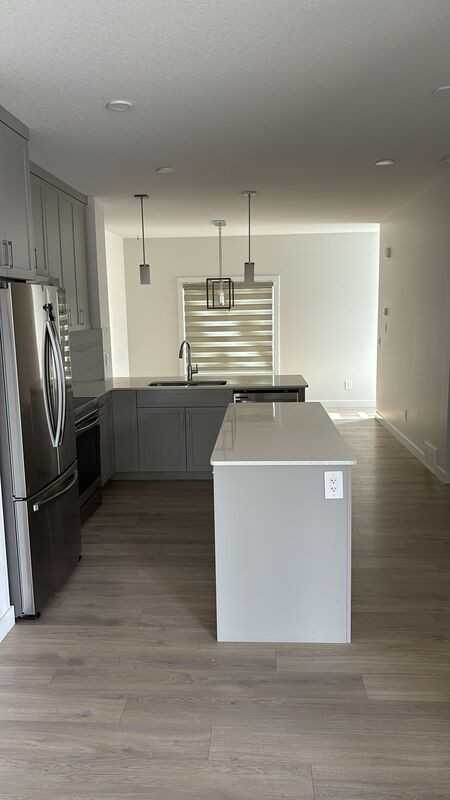 16835 30 Ave Sw - Photo 2 of 9