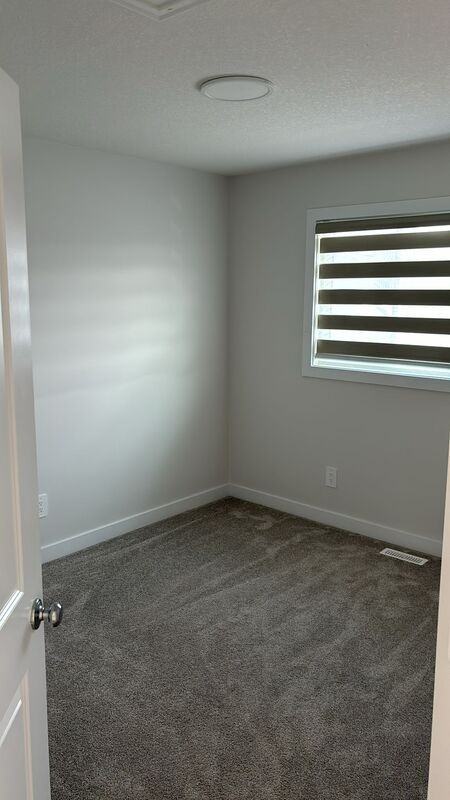 16835 30 Ave Sw - Photo 4 of 9