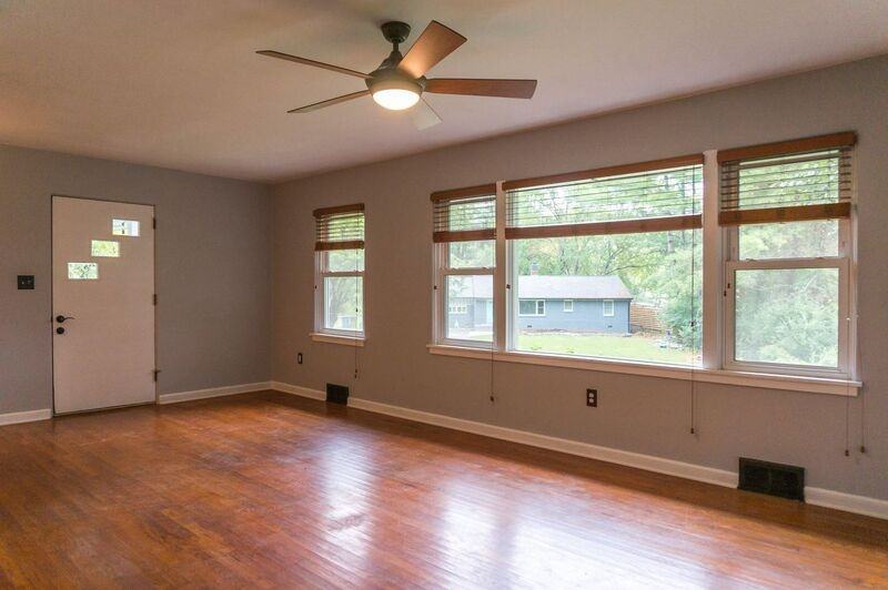 39 Reese Rd - Photo 4 of 20