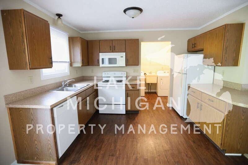 15543 144th Ave - Photo 2 of 10