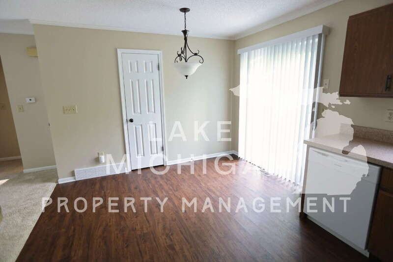 15543 144th Ave - Photo 3 of 10