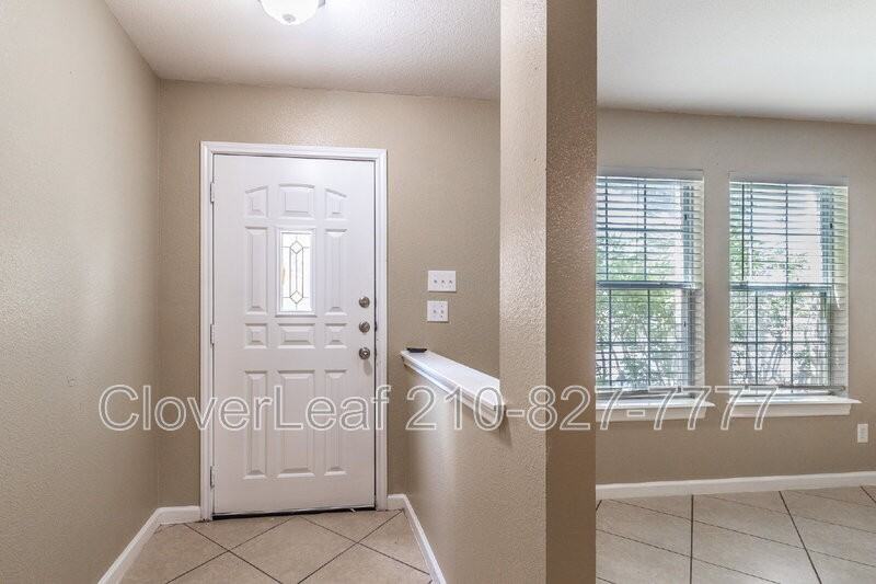 4011 Bulverde Pkwy - Photo 5 of 38