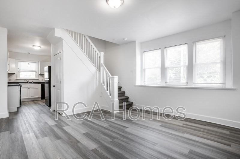 2960 N Park Ave - Photo 2 of 18