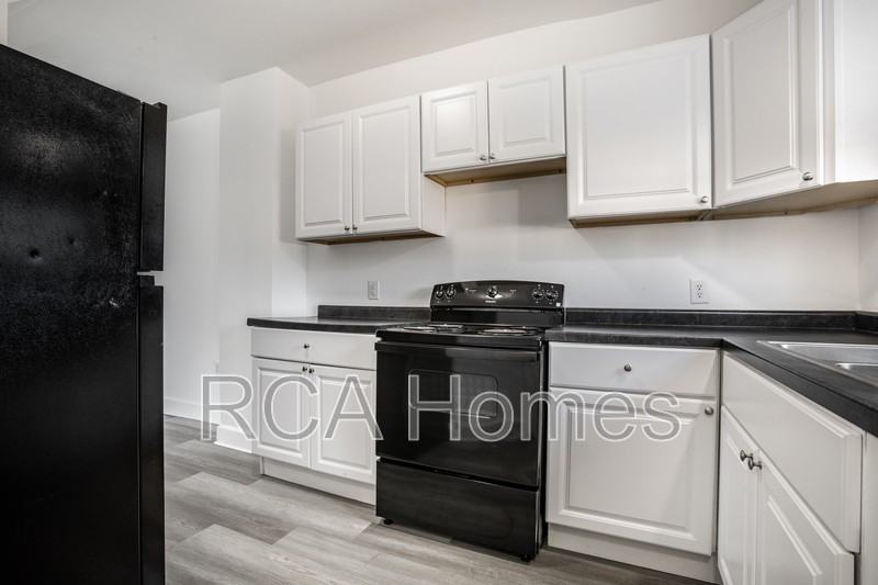 2960 N Park Ave - Photo 5 of 18