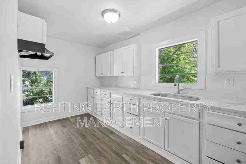 1540 Cleveland Ave Sw - Photo 7 of 20