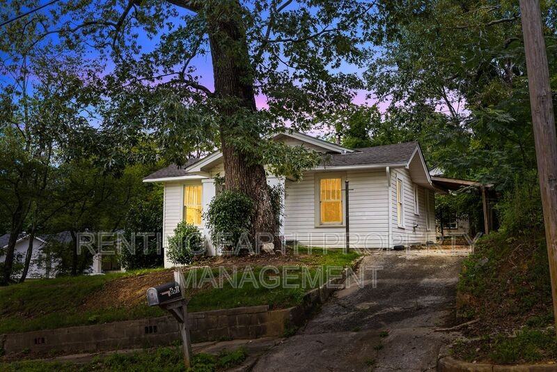 601 78th St S - Photo 4 of 19