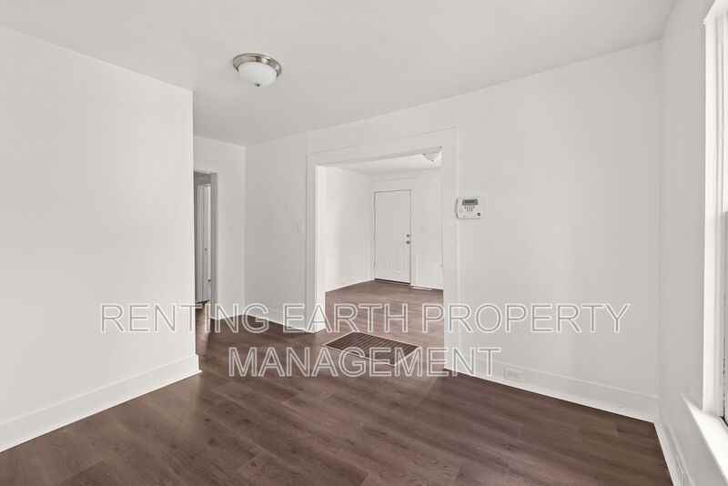 601 78th St S - Photo 7 of 19