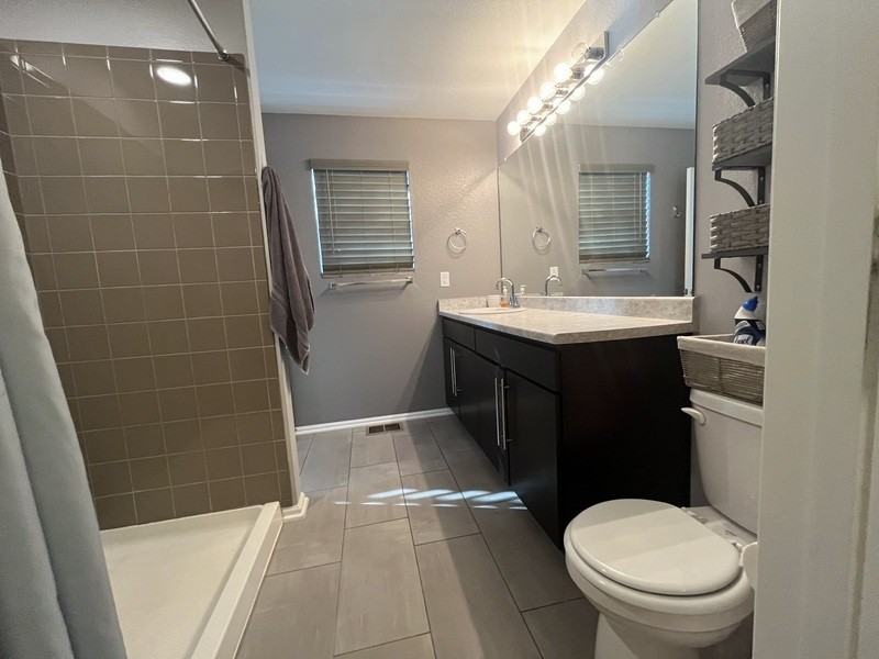 4490 E 96th Pl - Photo 6 of 17